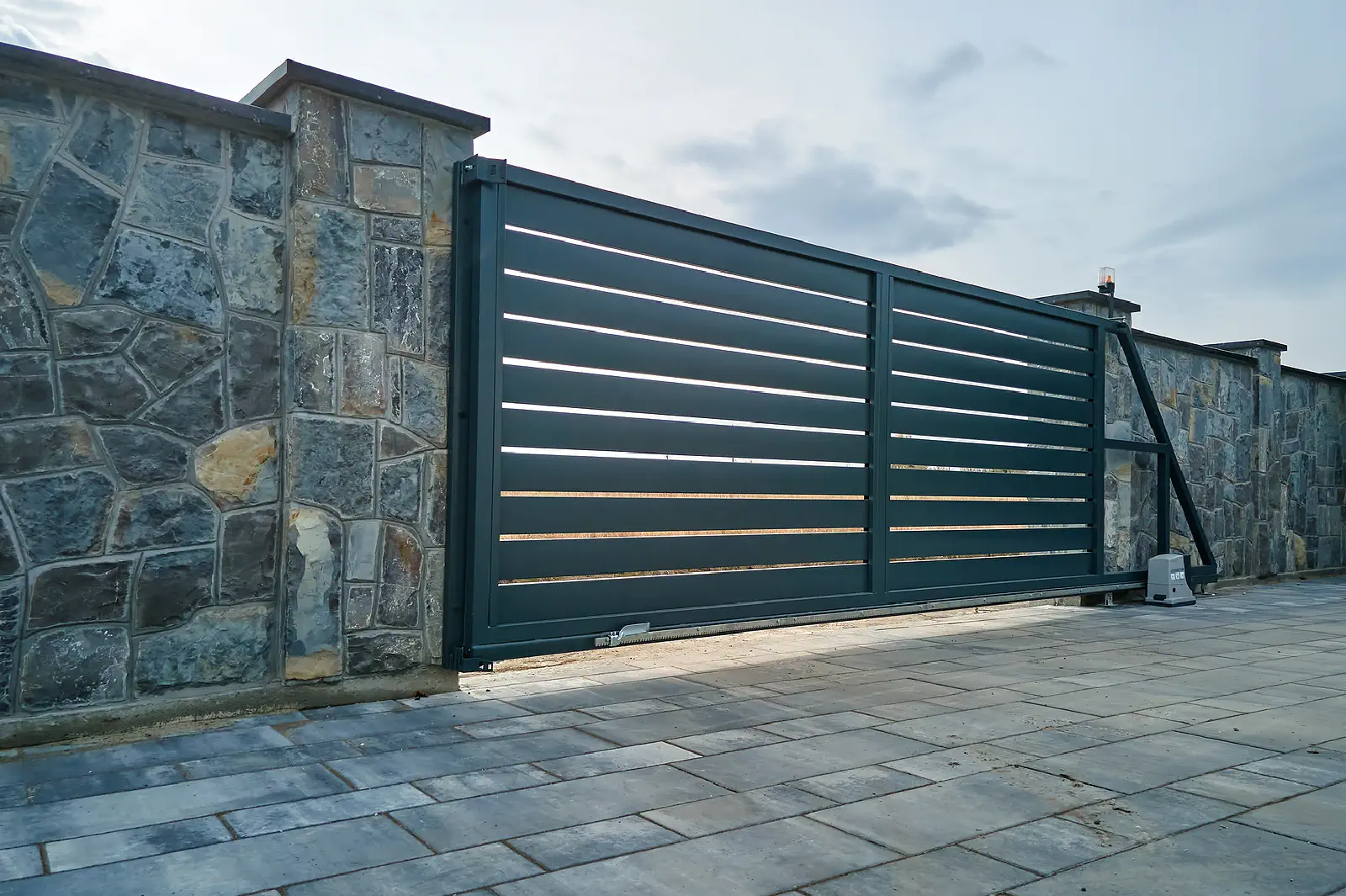 Residential Automatic Gates Power Garage